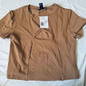 Beige tan cropped style tee